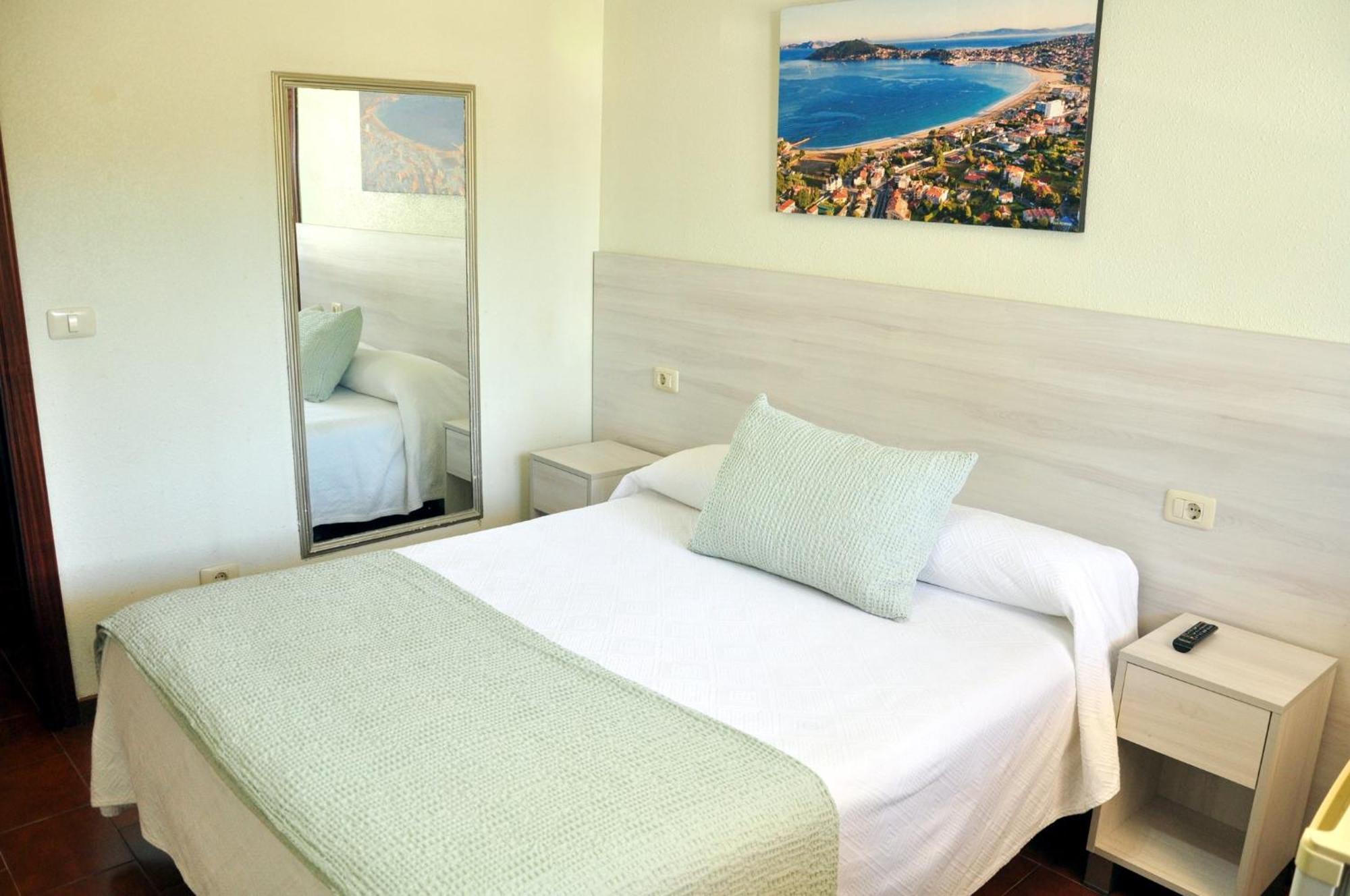 Hostal Paz Gondomar Ngoại thất bức ảnh