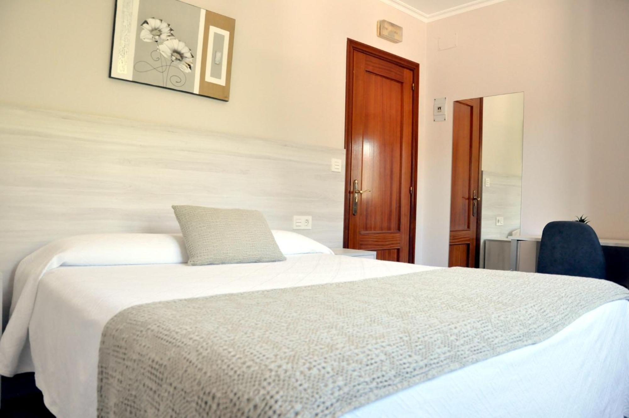 Hostal Paz Gondomar Ngoại thất bức ảnh