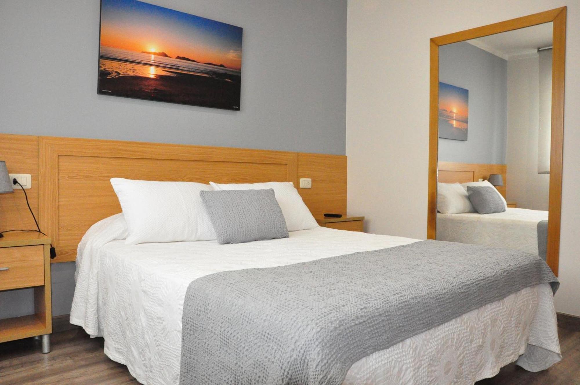 Hostal Paz Gondomar Ngoại thất bức ảnh