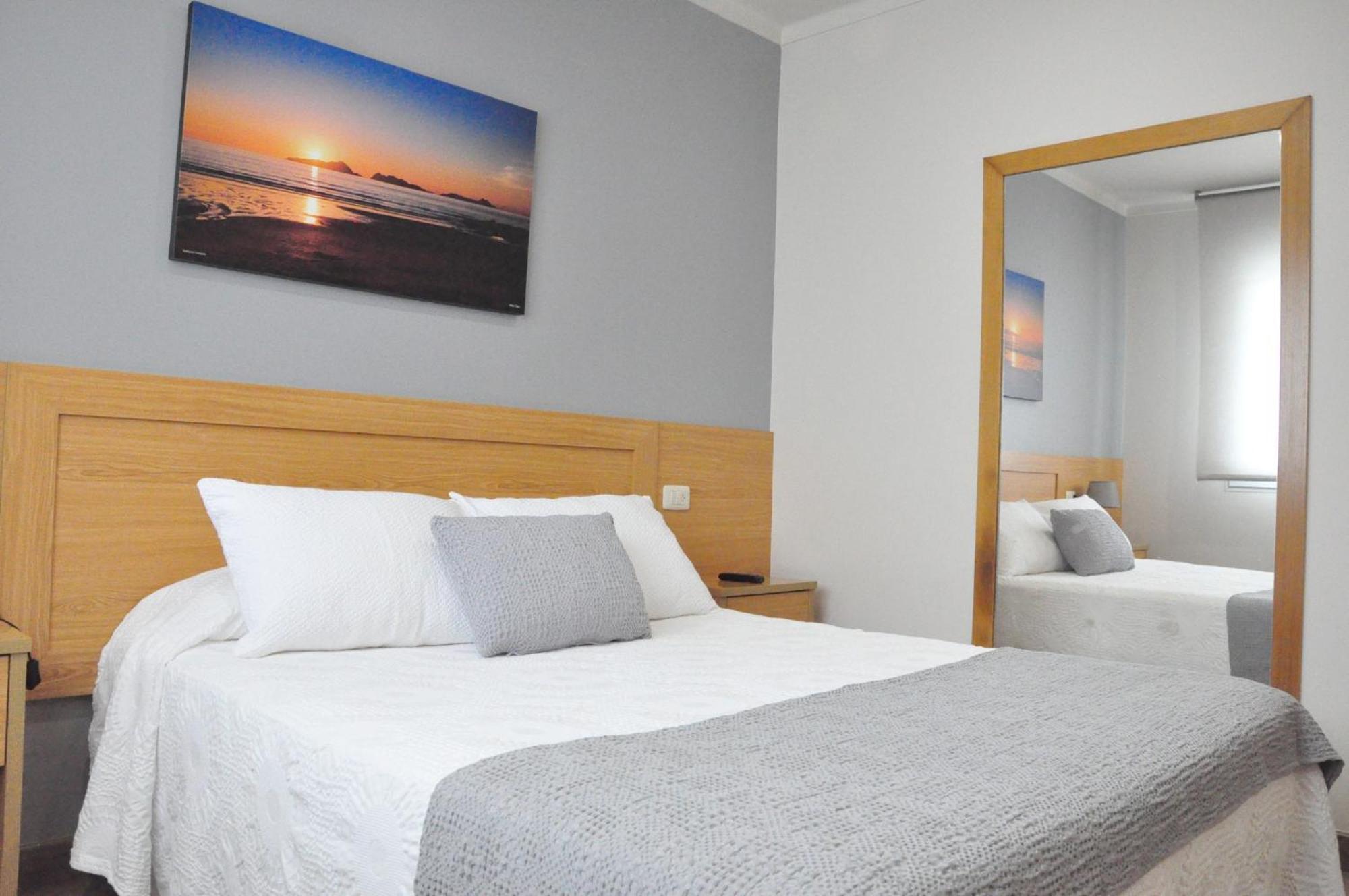 Hostal Paz Gondomar Ngoại thất bức ảnh